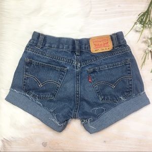 LEVI’S 505 High Waist Cut Off Jean Shorts
